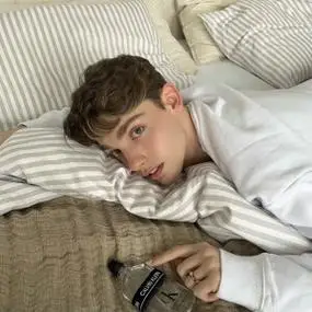 6686体育初级作者Mary