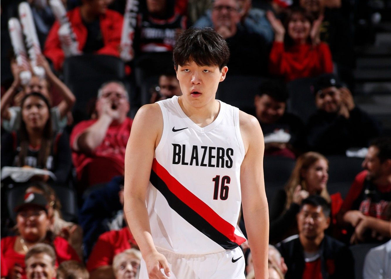 杨瀚森G联赛事首秀半场拿到6分5抢篮板，正负值-25